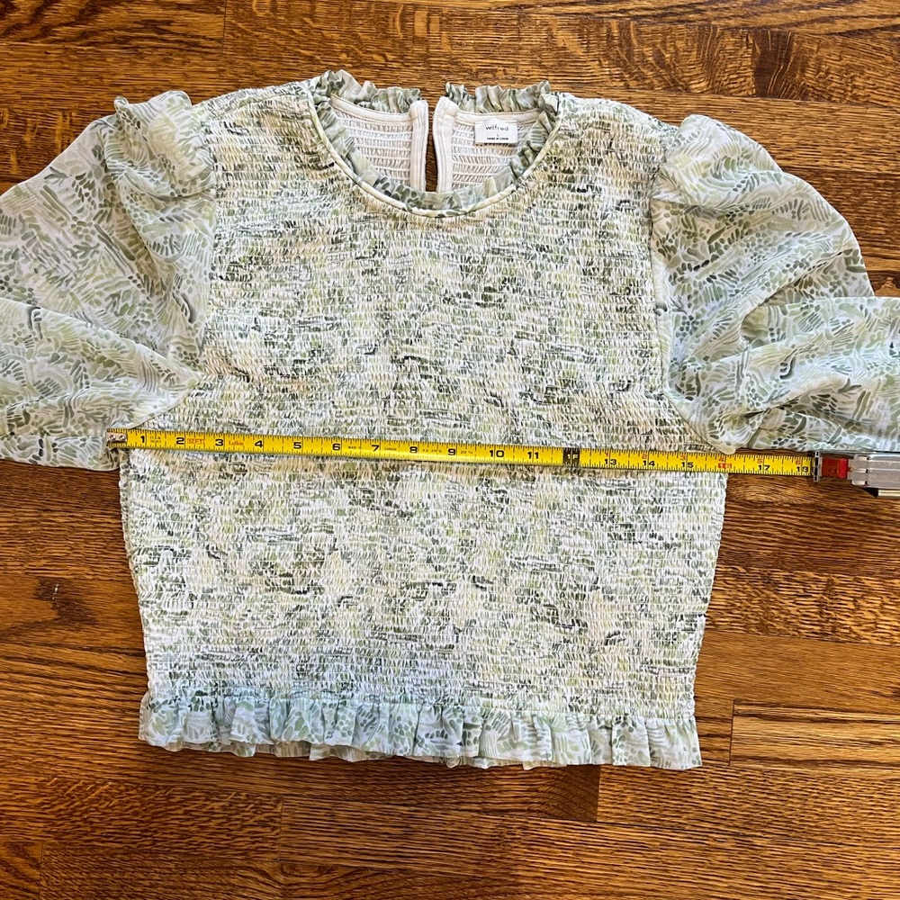 Aritzia Wilfred Tempest Blouse Smocked Bodice Sheer Sleeves Green Botanical L - Picture 9 of 11